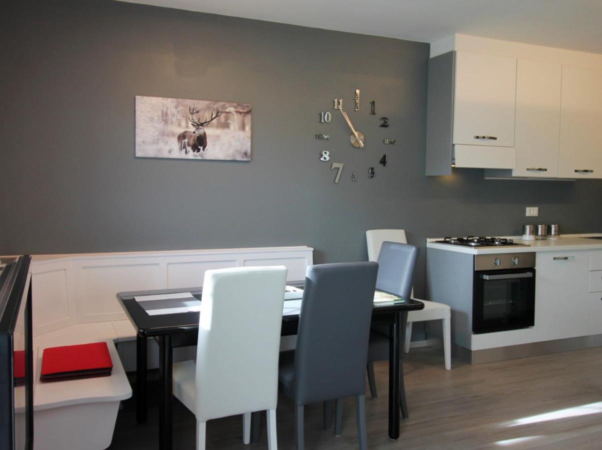 Casa 4 Pioppi - Agenzia Dolomiti Affitti Apartman Cavalese Kültér fotó